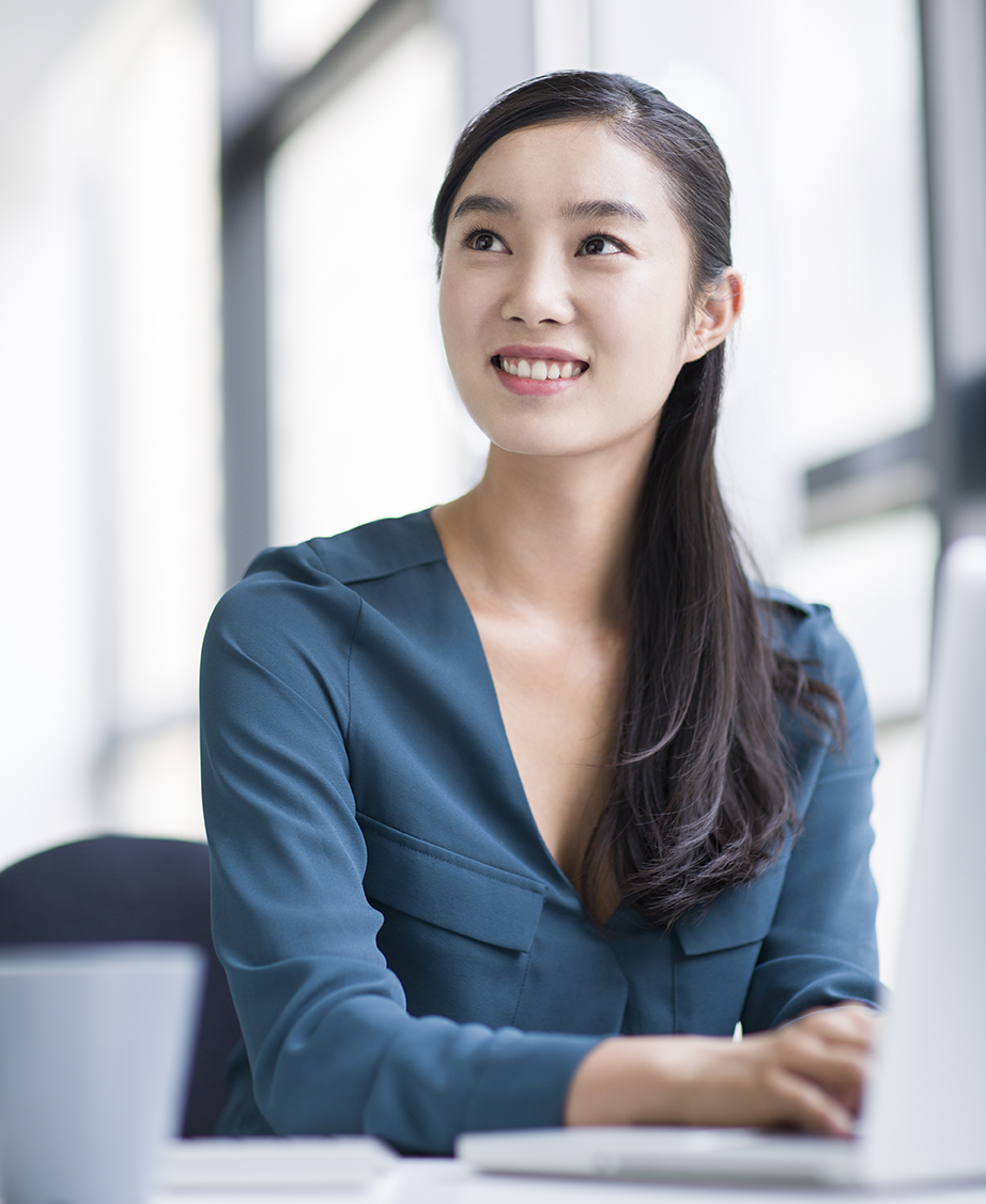young-businesswoman-working-in-office-2022-03-24-21-14-10-utc.jpg